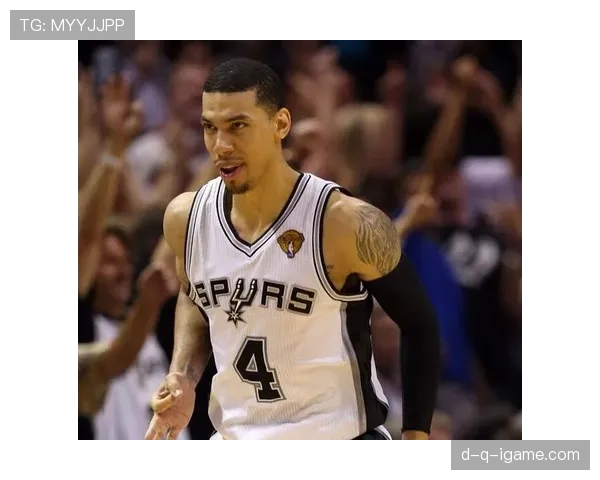 丹尼·格林无球跑动拉开空间，3D价值凸显